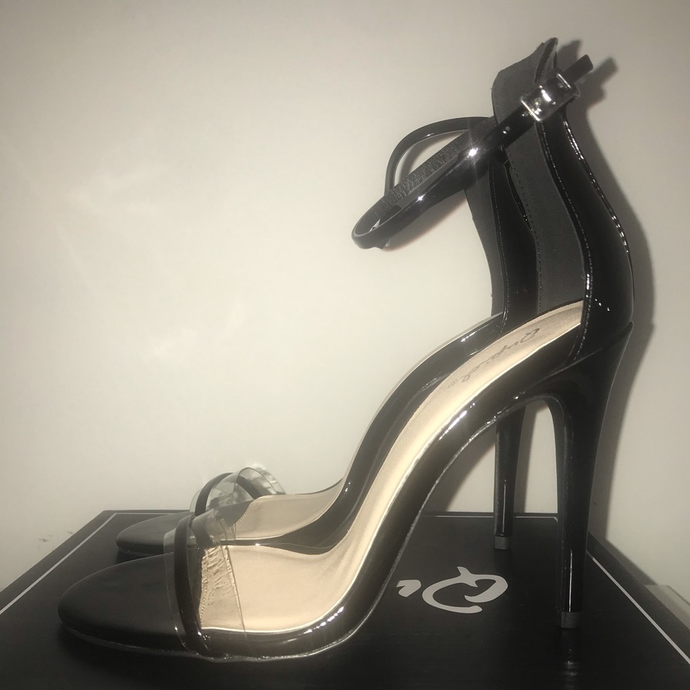 Black Patient Pumps
